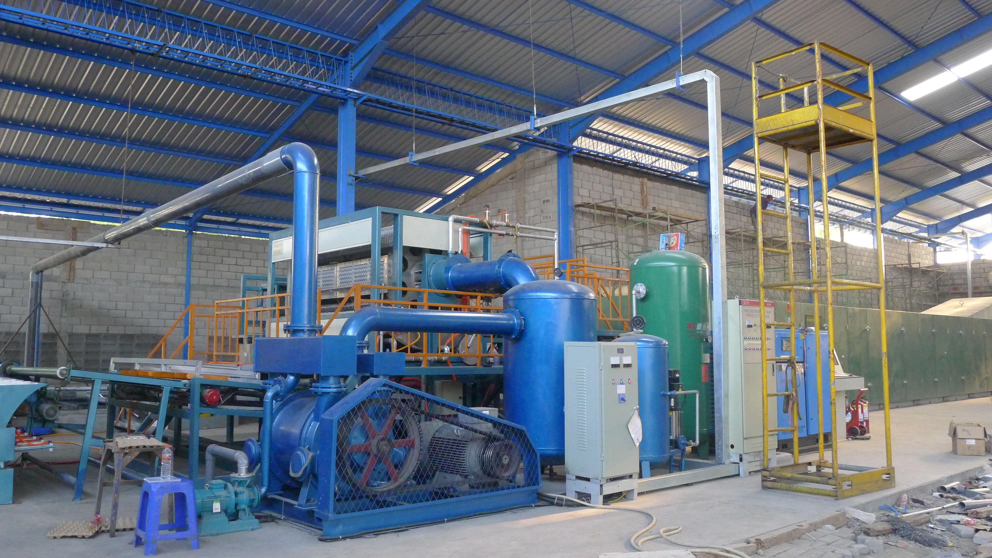 蛋托機(jī)、蛋托生產(chǎn)線(xiàn)、雞蛋托盤(pán)機(jī)，請(qǐng)致電宏潤(rùn)包裝